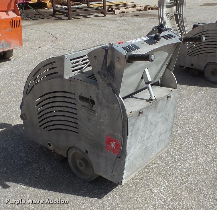 image for item DV9605 Husqvarna 2500 concrete saw