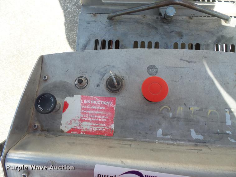 image for item DV9605 Husqvarna 2500 concrete saw