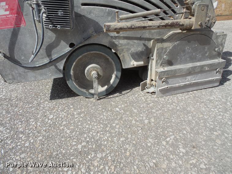 image for item DV9605 Husqvarna 2500 concrete saw