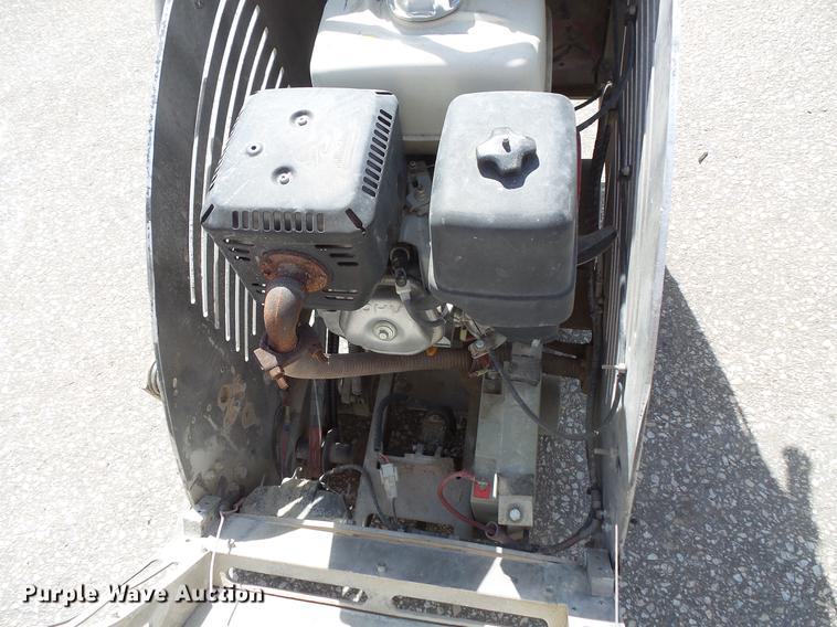 image for item DV9605 Husqvarna 2500 concrete saw