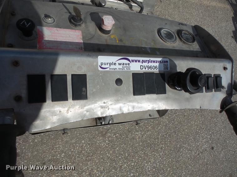 image for item DV9606 Husqvarna Soff-Cut 2500 concrete saw