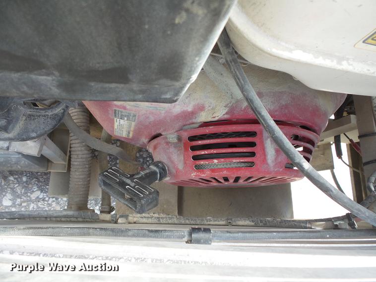 image for item DV9606 Husqvarna Soff-Cut 2500 concrete saw