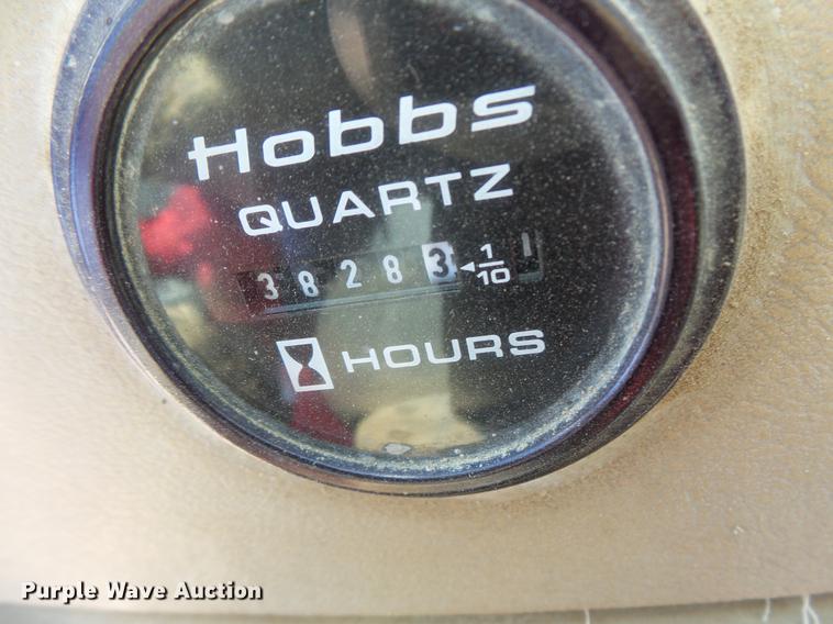 image for item DV9611 1984 Mack DM685S truck chassis