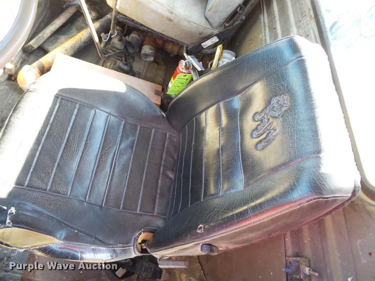 image for item DV9612 1979 Mack ready mix truck