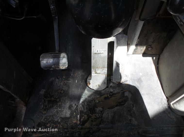 image for item DV9612 1979 Mack ready mix truck