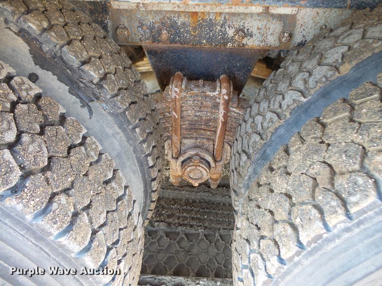 image for item DV9612 1979 Mack ready mix truck