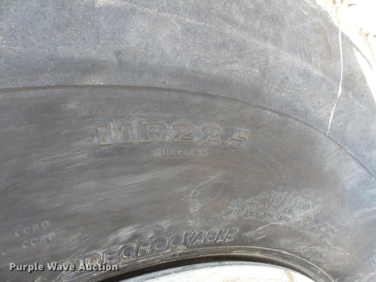 image for item DV9612 1979 Mack ready mix truck