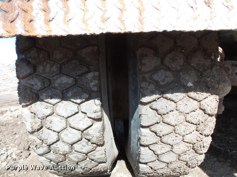 image for item DV9612 1979 Mack ready mix truck