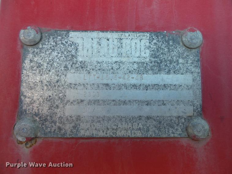 image for item DV9613 1997 Ford LT8000 dump truck