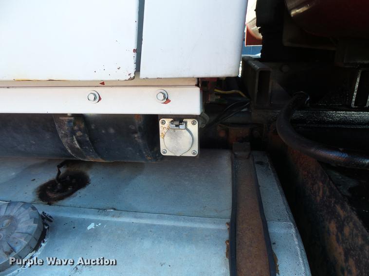 image for item DV9613 1997 Ford LT8000 dump truck