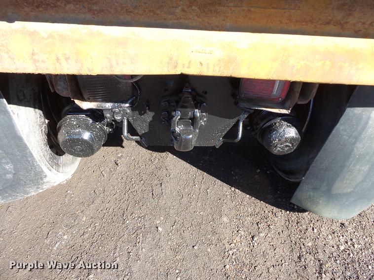 image for item DV9613 1997 Ford LT8000 dump truck