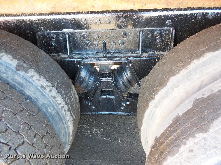 image for item DV9613 1997 Ford LT8000 dump truck