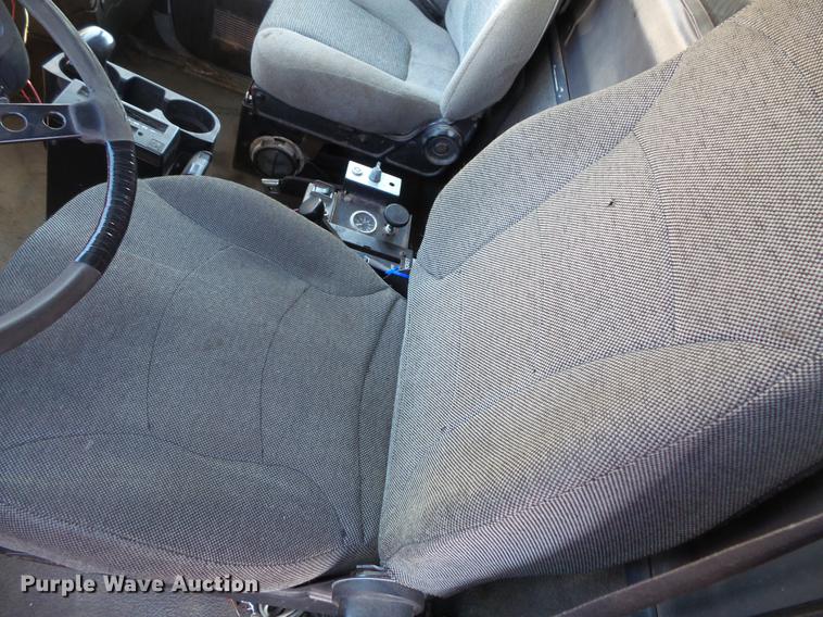 image for item DV9613 1997 Ford LT8000 dump truck