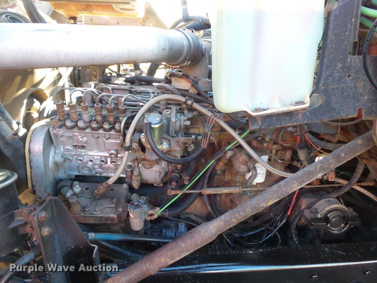 image for item DV9613 1997 Ford LT8000 dump truck