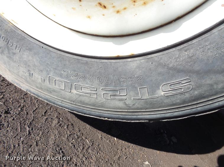 image for item DV9613 1997 Ford LT8000 dump truck