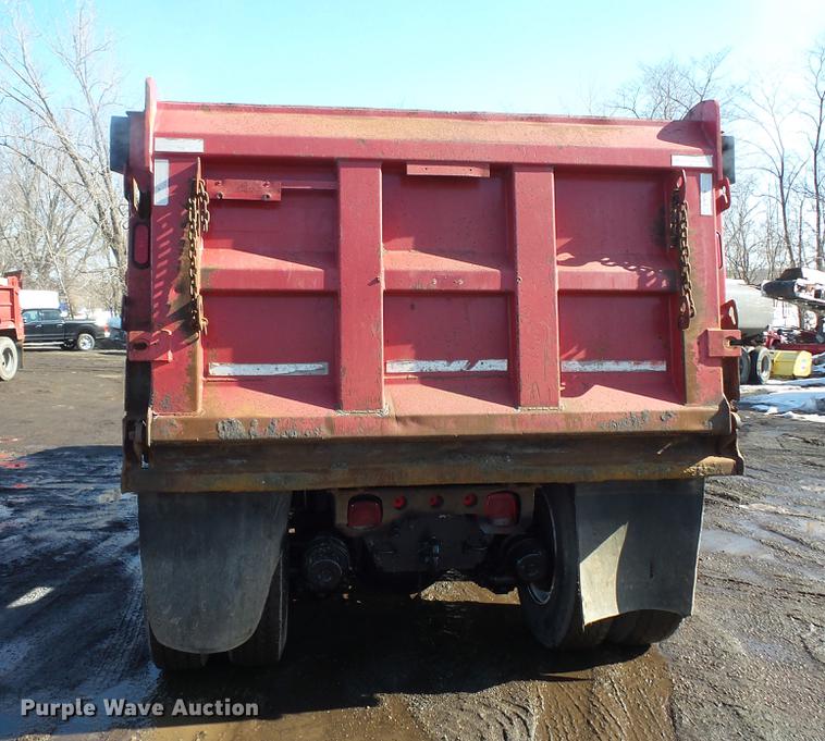 image for item DV9614 1997 Ford LT9000 dump truck