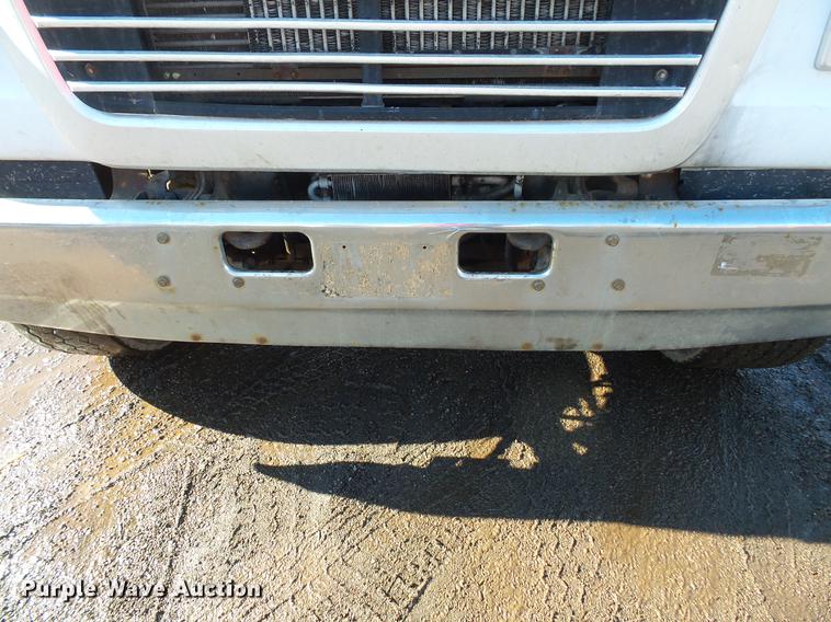 image for item DV9614 1997 Ford LT9000 dump truck