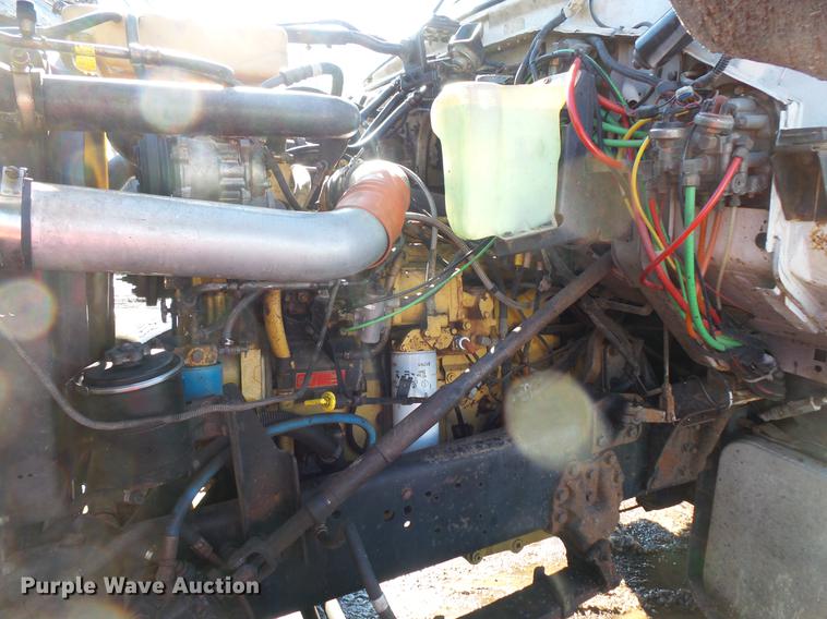 image for item DV9614 1997 Ford LT9000 dump truck