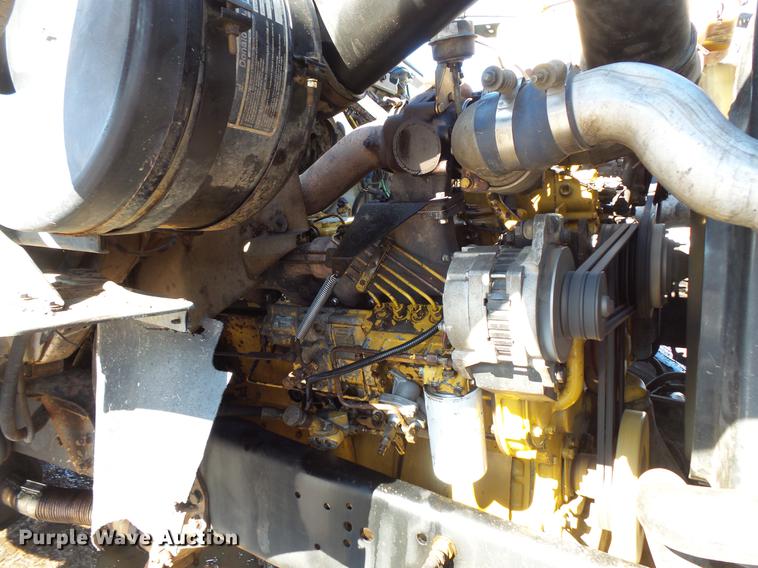 image for item DV9614 1997 Ford LT9000 dump truck