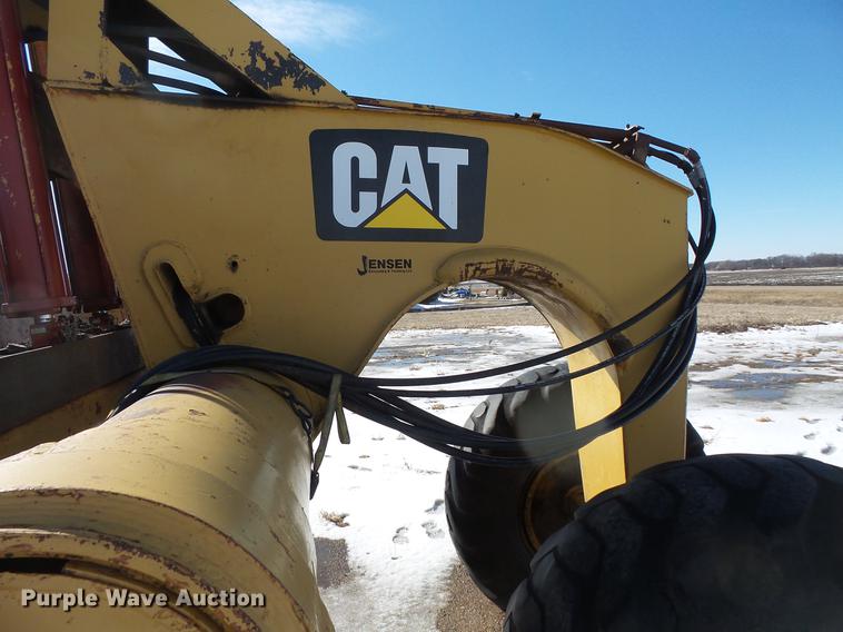 image for item DV9619 Caterpillar 435 scraper