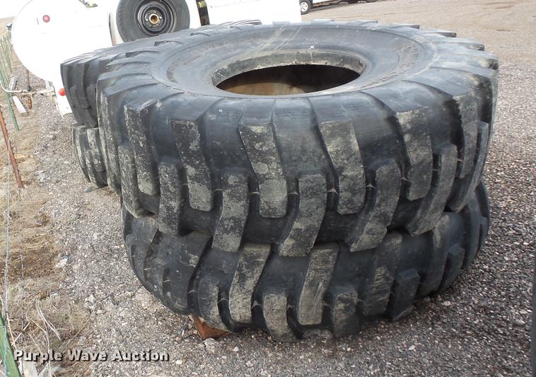 image for item DV9670 (4) Power King 23.5-25 loader tires