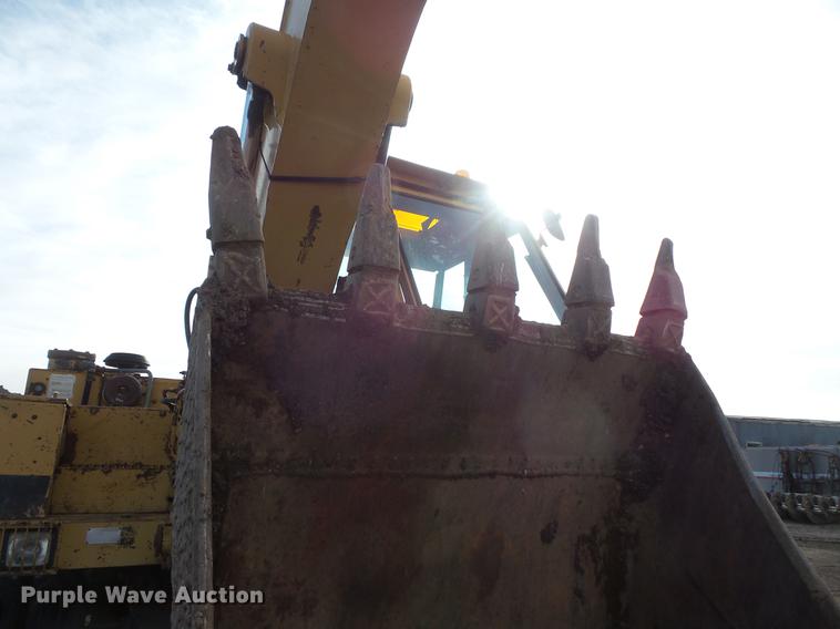 image for item DV9673 1985 Caterpillar 206 rubber tire excavator