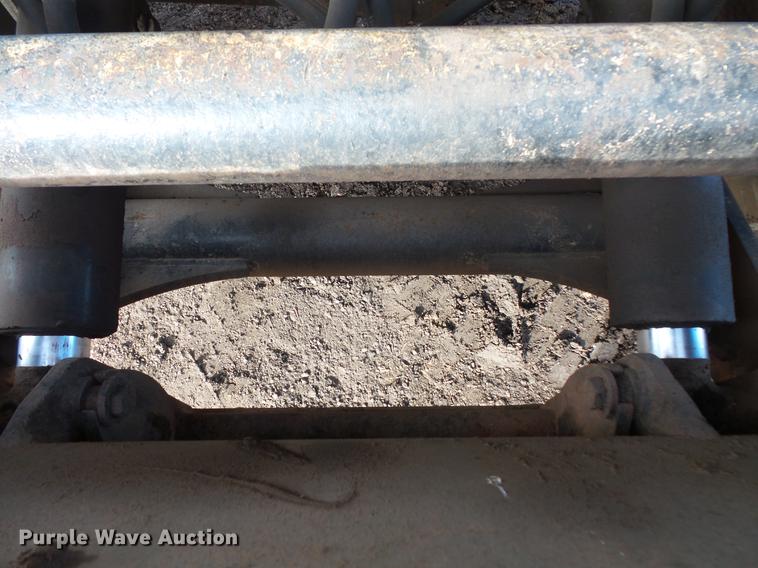 image for item DV9673 1985 Caterpillar 206 rubber tire excavator