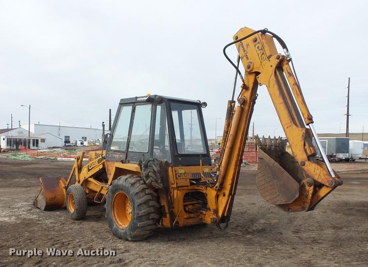 image for item DV9675 1979 Case 580C backhoe