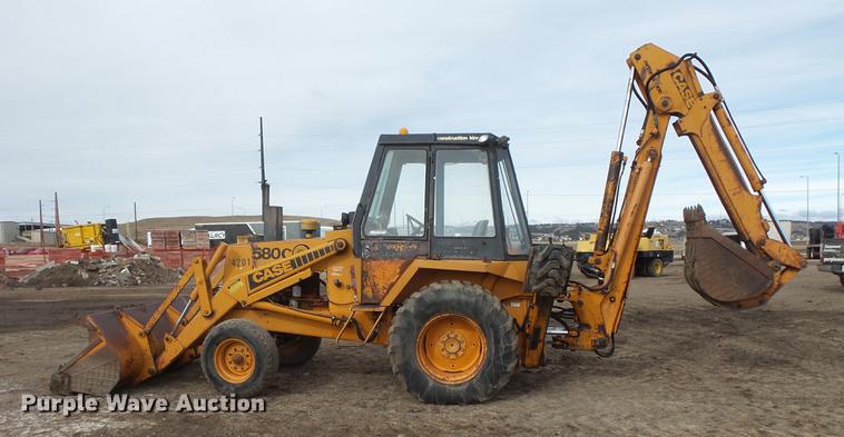 image for item DV9675 1979 Case 580C backhoe