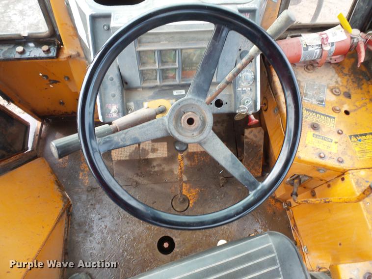 image for item DV9675 1979 Case 580C backhoe