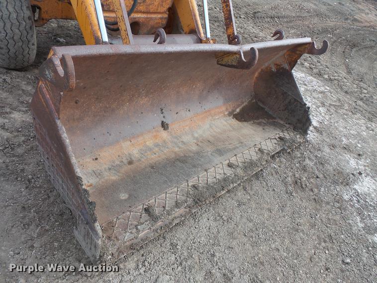 image for item DV9675 1979 Case 580C backhoe