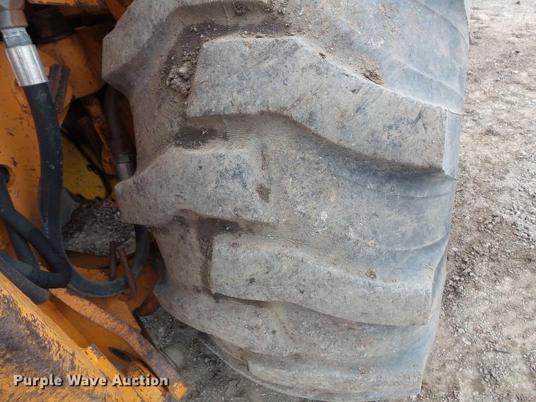 image for item DV9675 1979 Case 580C backhoe