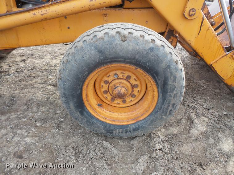 image for item DV9675 1979 Case 580C backhoe