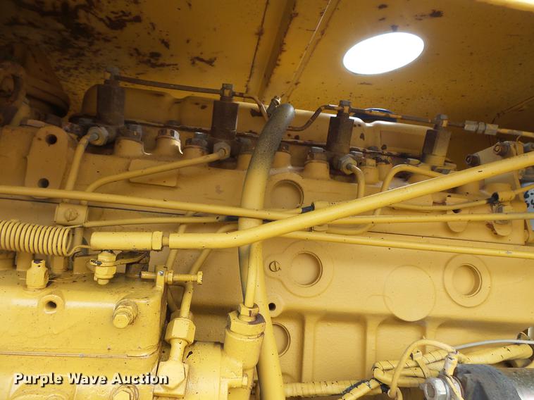 image for item DV9676 Hyster C530A pneumatic roller