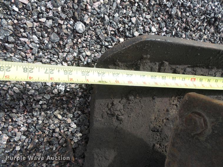 image for item DV9678 Plate compactor