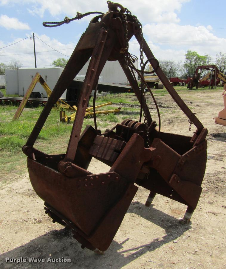 image for item DW9259 Clamshell bucket