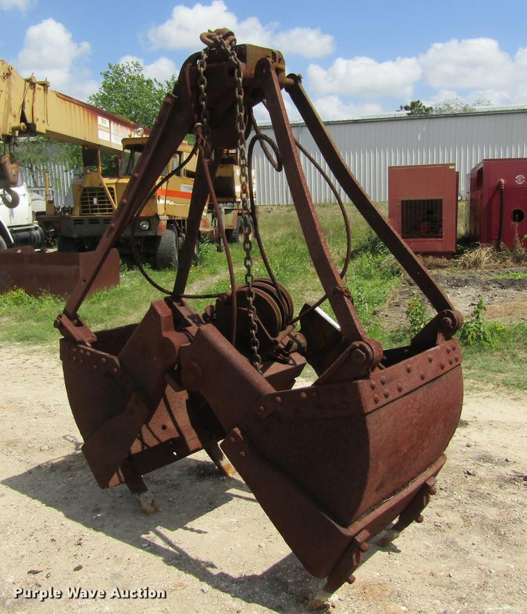 image for item DW9259 Clamshell bucket