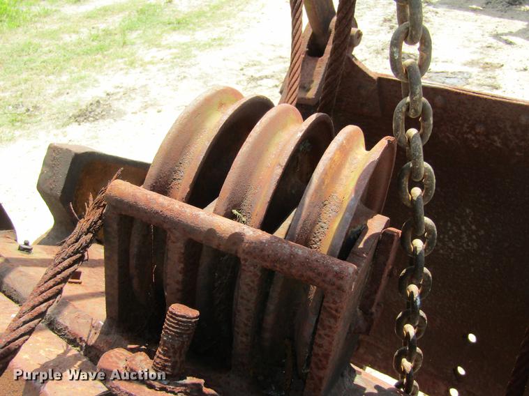 image for item DW9259 Clamshell bucket