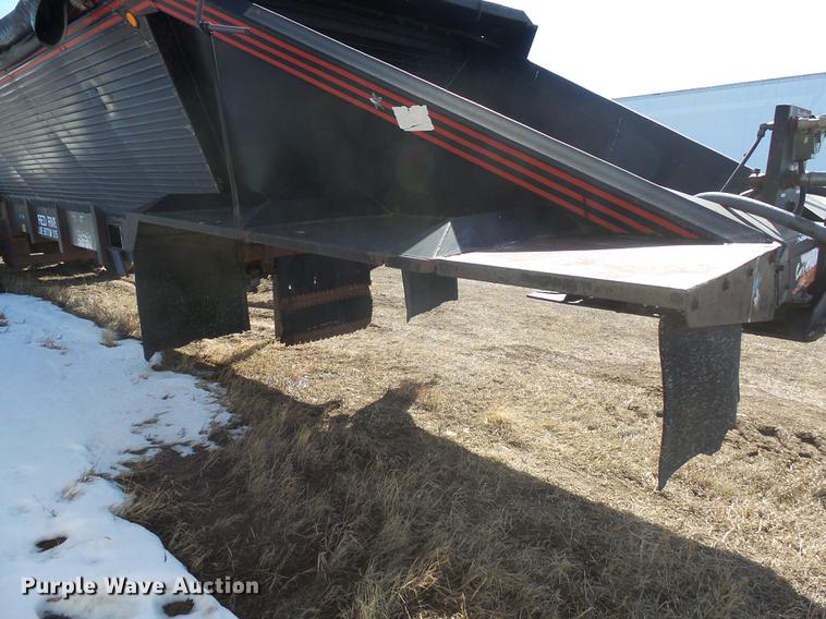 image for item DX9049 1991 Red River LB240 live bottom trailer