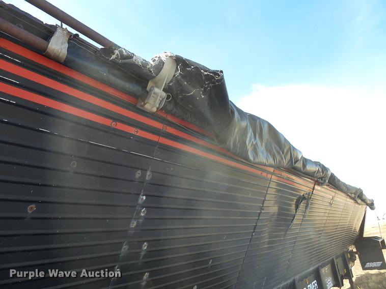 image for item DX9049 1991 Red River LB240 live bottom trailer