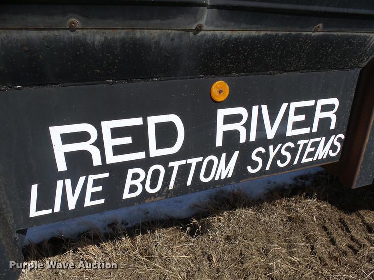 image for item DX9049 1991 Red River LB240 live bottom trailer