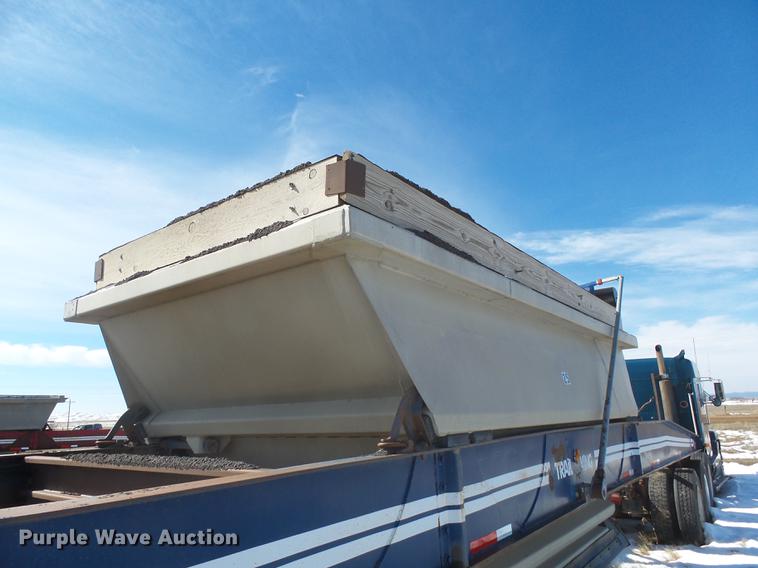 image for item DX9061 1985 Trail King PD60-4443 bottom dump trailer