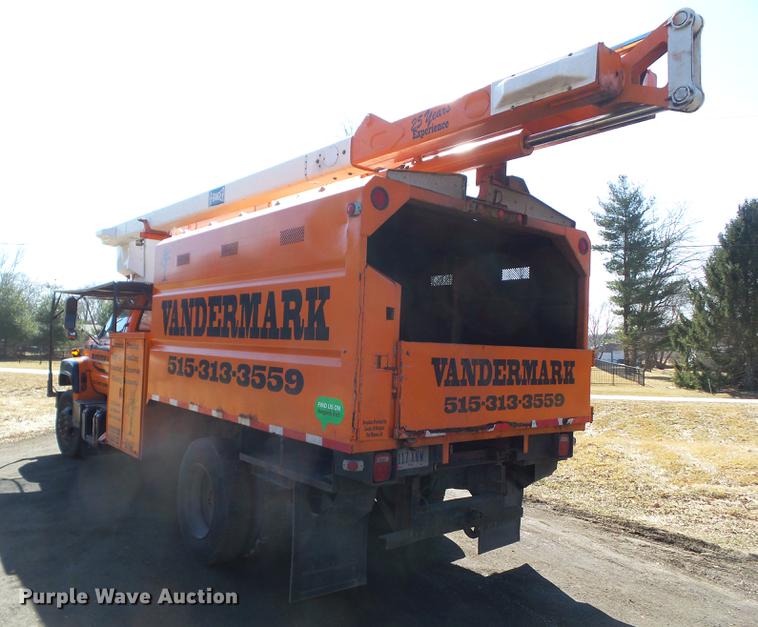 image for item DZ9277 2000 GMC C7500 bucket truck