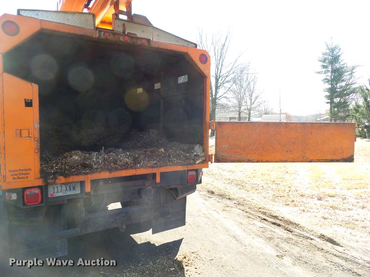 image for item DZ9277 2000 GMC C7500 bucket truck