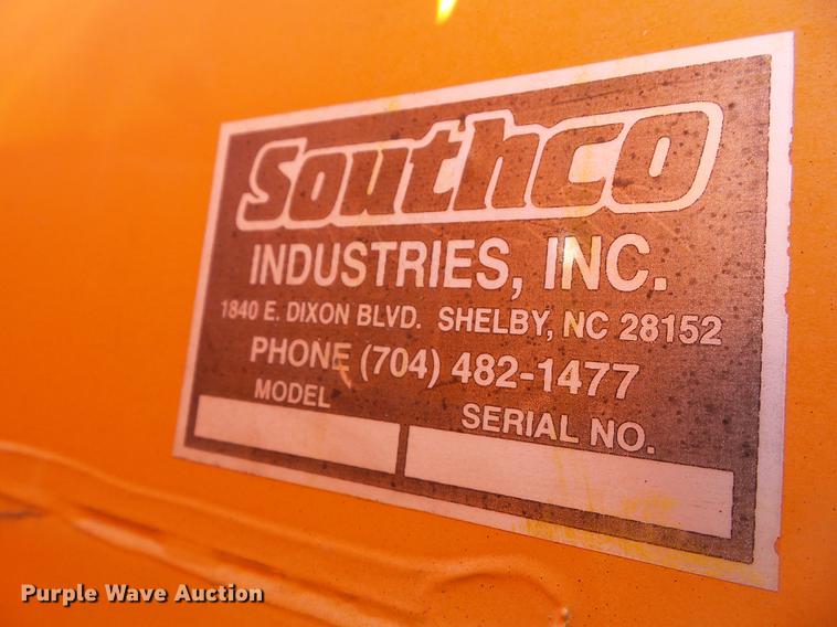 image for item DZ9278 1998 GMC C6500 chip bed truck