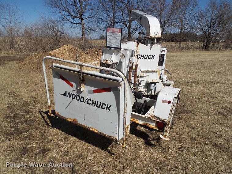 image for item DZ9279 2002 Wood Chuck W/C-17 wood chipper