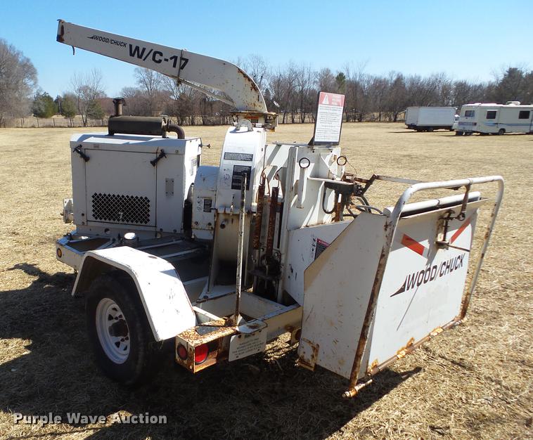 image for item DZ9279 2002 Wood Chuck W/C-17 wood chipper