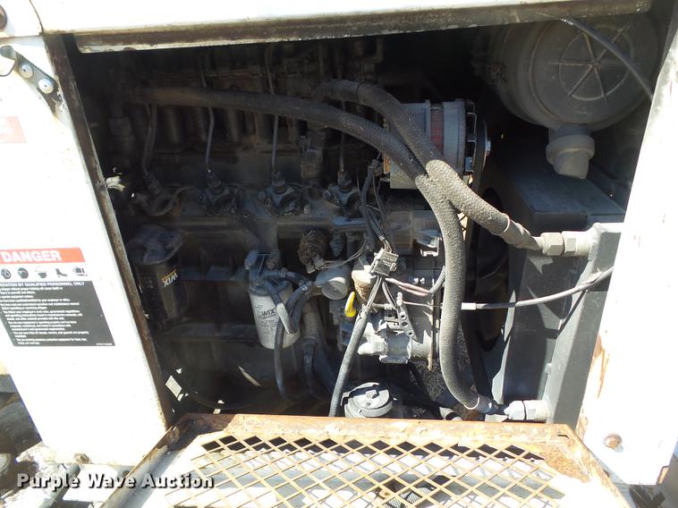 image for item DZ9279 2002 Wood Chuck W/C-17 wood chipper