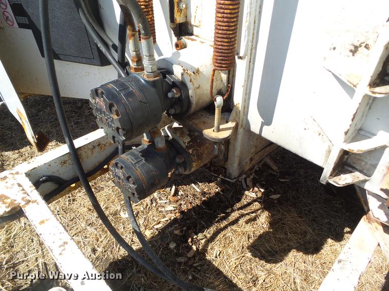 image for item DZ9279 2002 Wood Chuck W/C-17 wood chipper