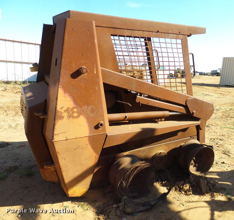 image for item DZ9757 Case 1840 skid steer